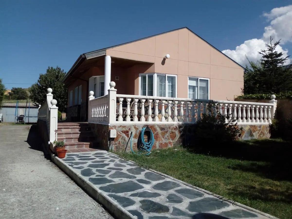 Acogedor Chalet En Otero De Herreros!!! セゴビア エクステリア 写真